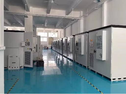 Ess Big 1MW 1 MWh Contenitore di batterie agli ioni di litio da megawatt per l'accumulo di energia solare per l'industria